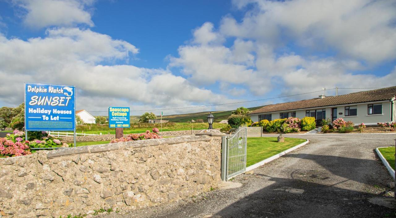 Villa Dolphin Watch Wild Atlantic Way Fanore Esterno foto