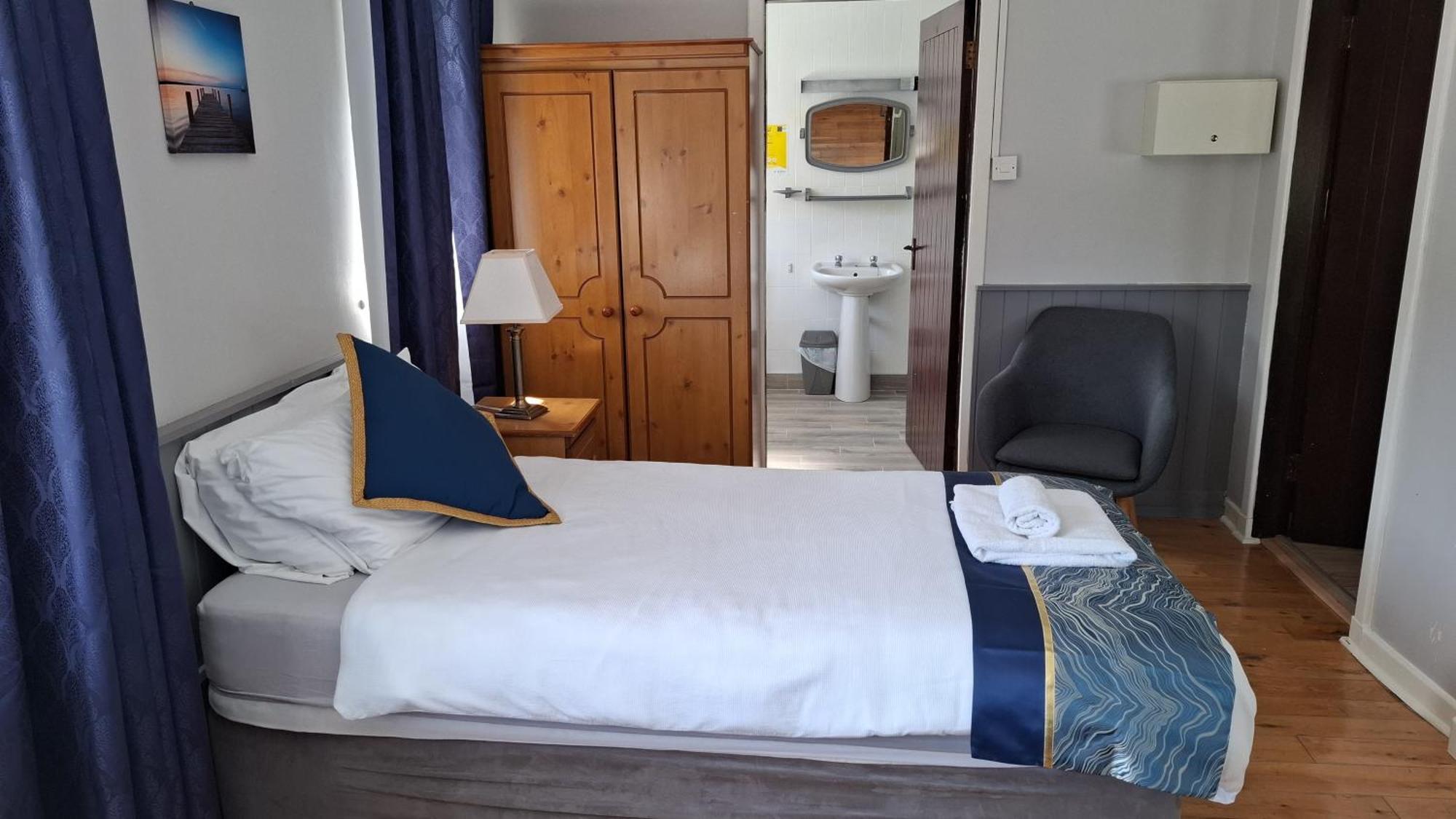 Villa Dolphin Watch Wild Atlantic Way Fanore Esterno foto
